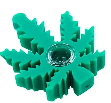 Pipa de Silicona Hoja Verde con Cazoleta de Cristal